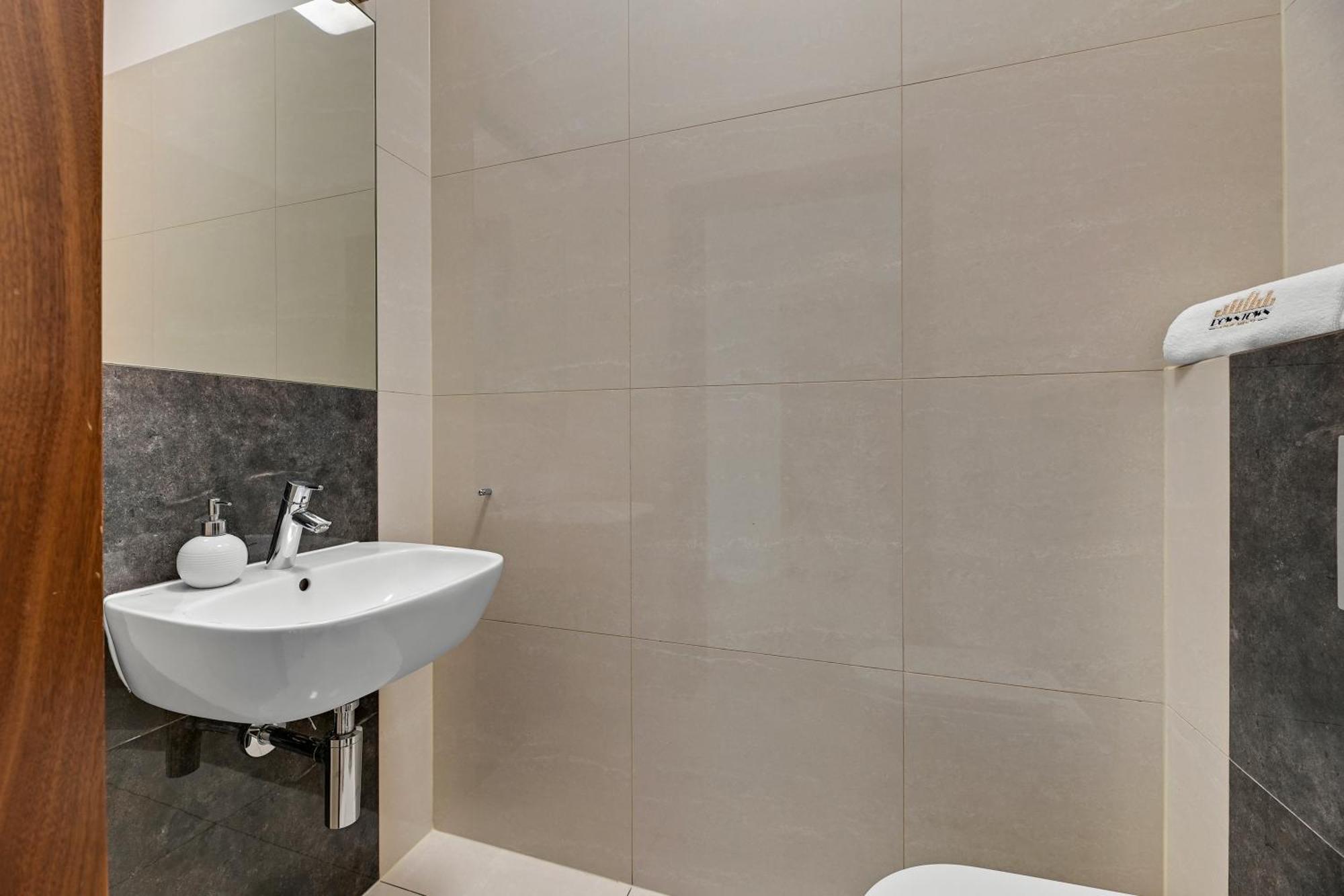 Symfonia Amazing River View Apartment By Downtown Apartments Danzig Exterior foto